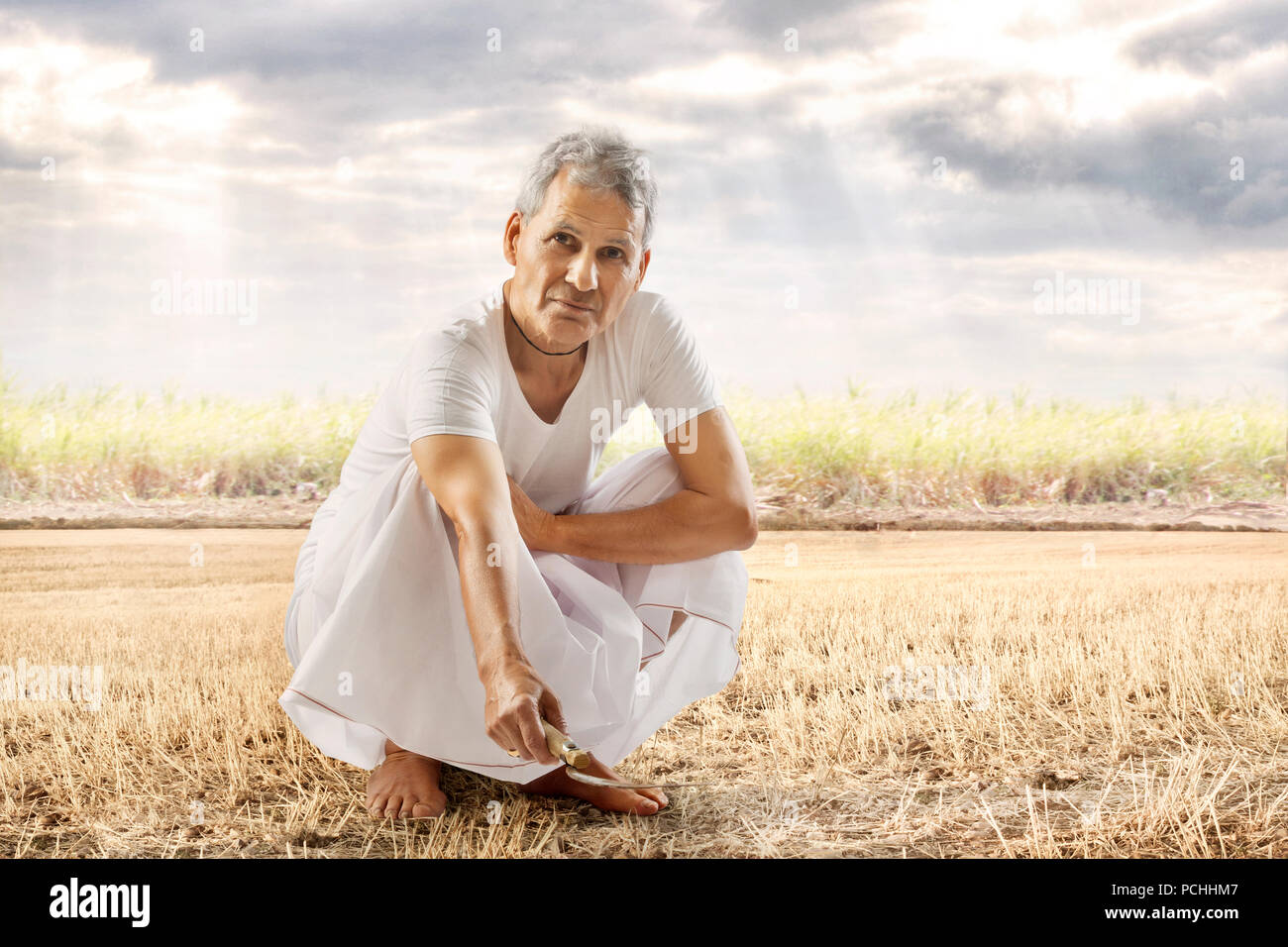 Indian farmer working in field hi-res stock photography and images - Alamy