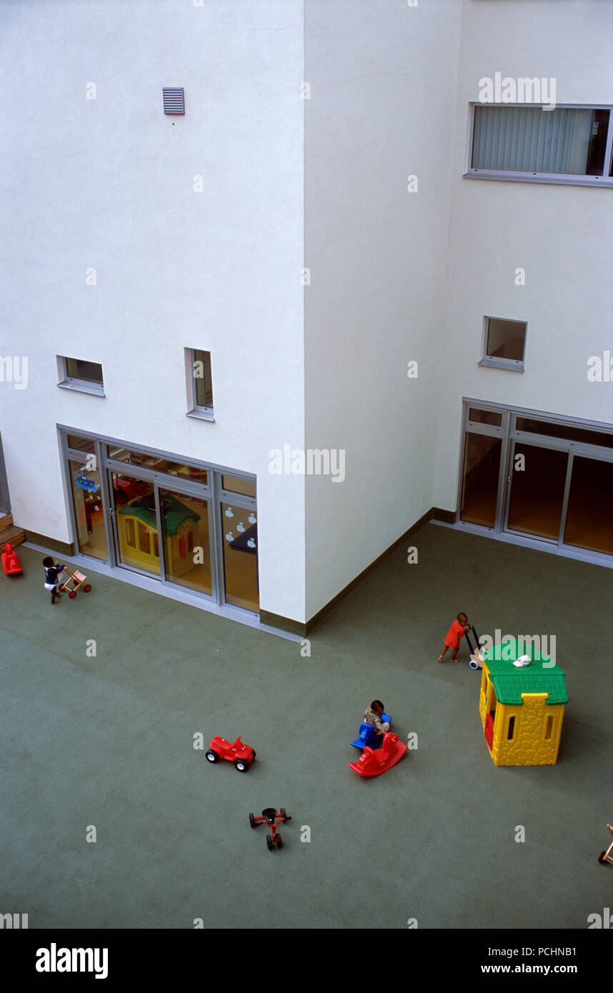 Bgda Crib Nursery Children Day Care Centre For Immigrants