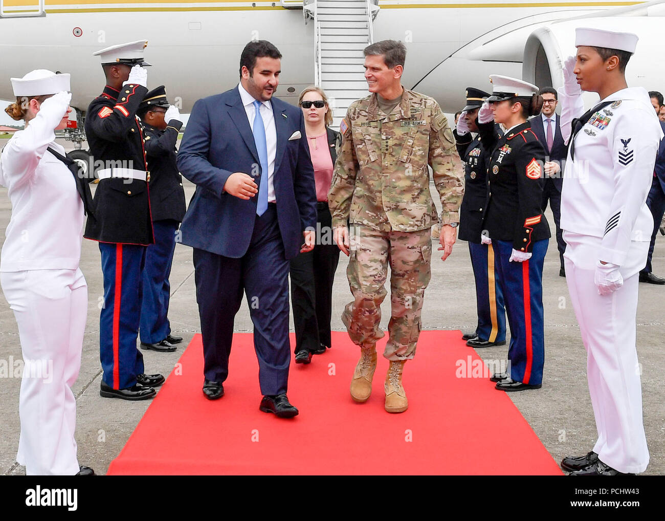 macdill uniform store