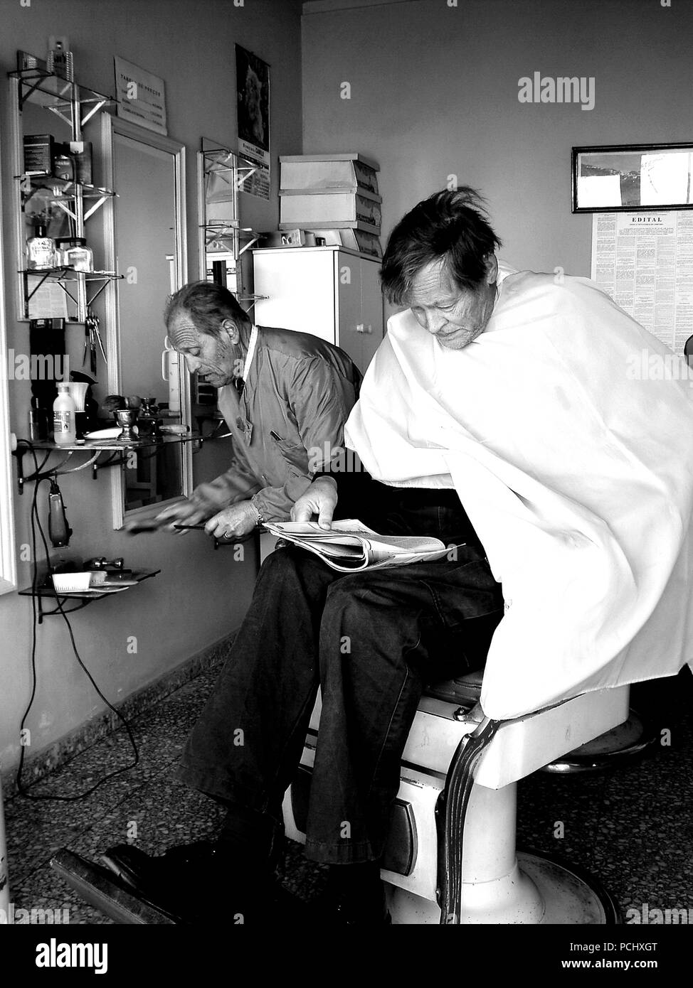 Old Person Hairdressers Black and White Stock Photos & Images Alamy