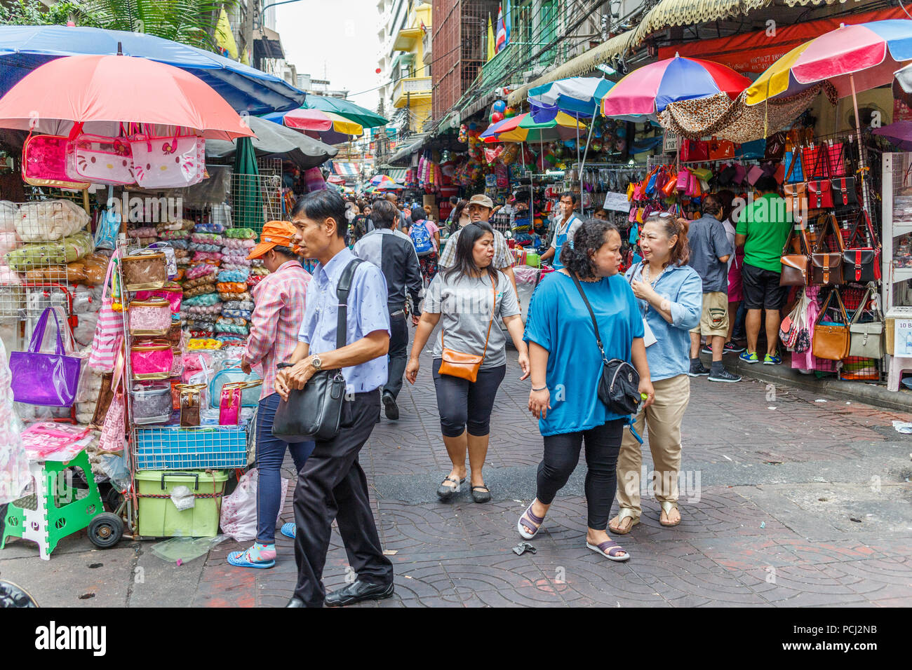 Bangkok, Thailand - 28th November 2014. Chinese tourists walking around Chinatown. Chinese form the majority of tourists to the country. Stock Photo