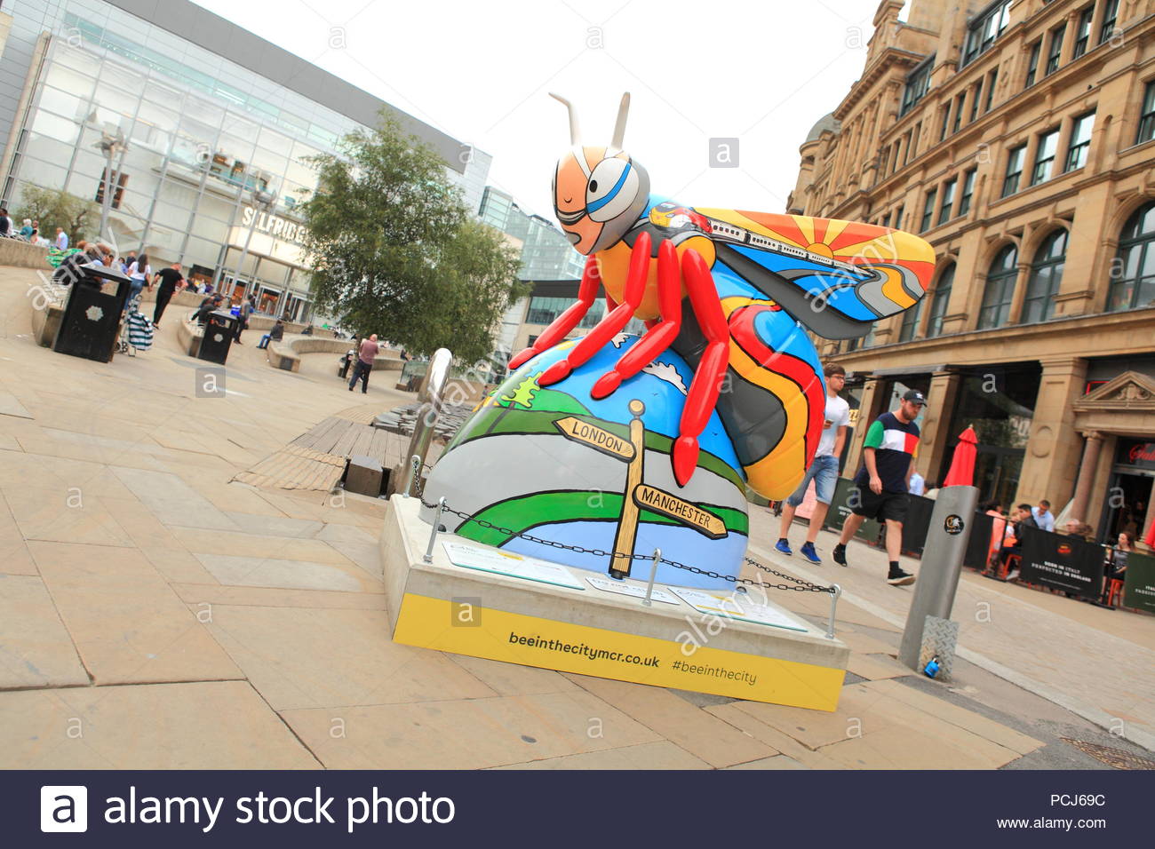 Manchester Bee Stock Photos & Manchester Bee Stock Images Alamy