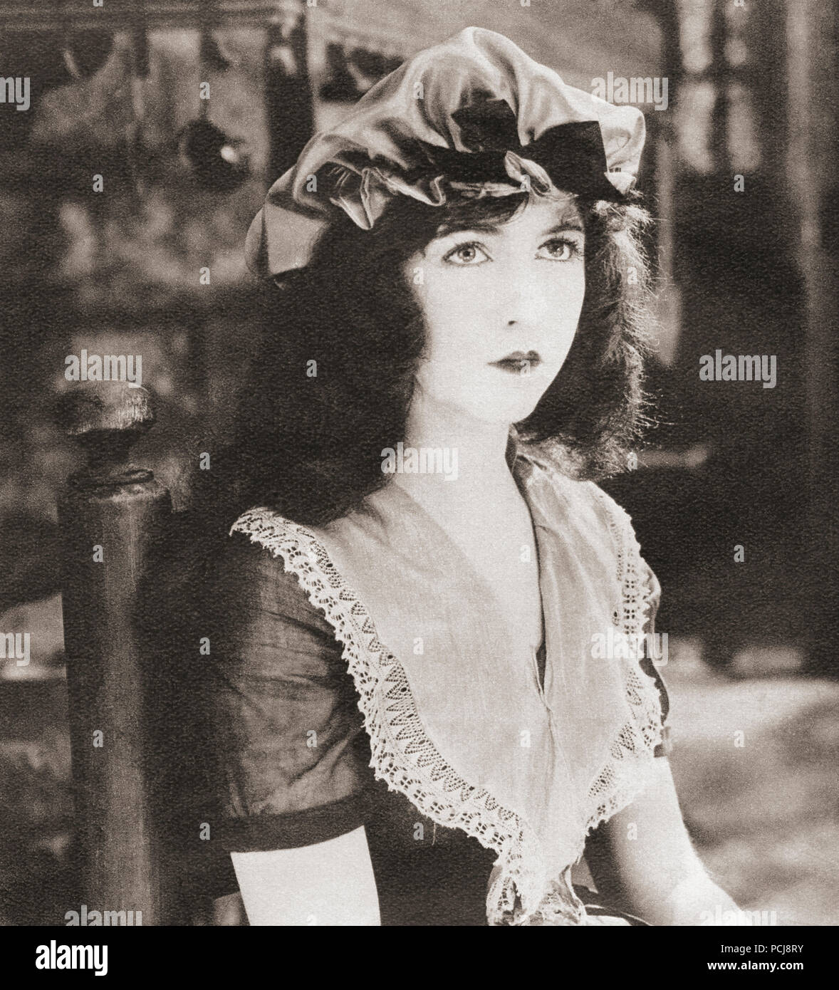 Dorothy Elizabeth Gish, 1898 – 1968.  American screen and stage actress, director and writer.  From These Tremendous Years, published 1938. Stock Photo