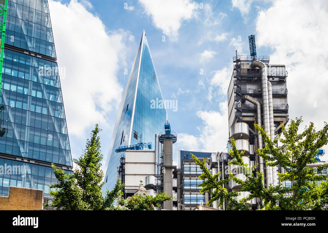 The Scalpel London Stock Photos & The Scalpel London Stock Images - Alamy