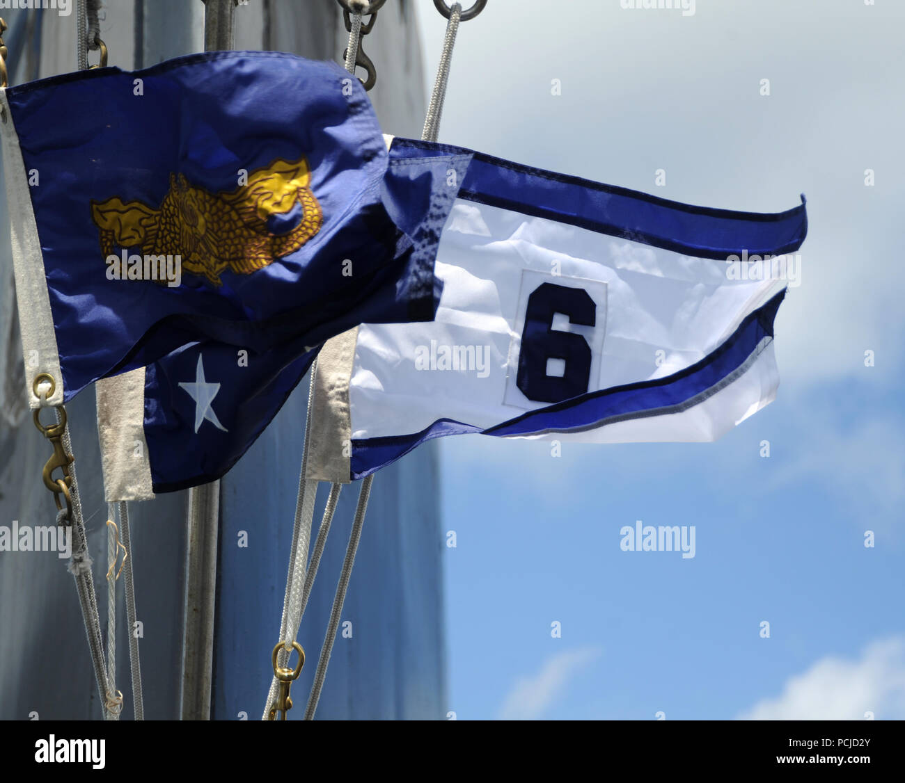 Norfolk Va Aug 1 18 Commander Submarine Force And Commander Submarine Squadron Six S Pennants Fly From The Flag Staff Of The Virginia Class Attack Submarine Uss Washington Ssn 787 During A Change Of