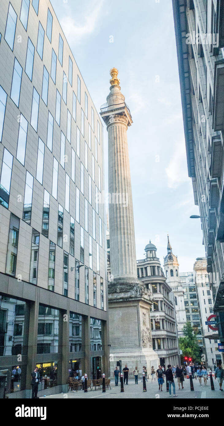  monument to the great fire of london london stock photo alamy
