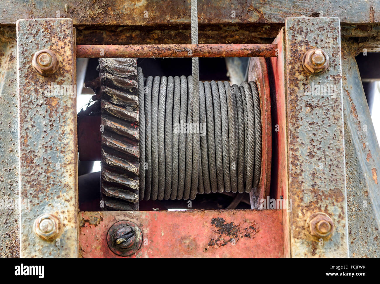 Wire rope winch hi-res stock photography and images - Alamy