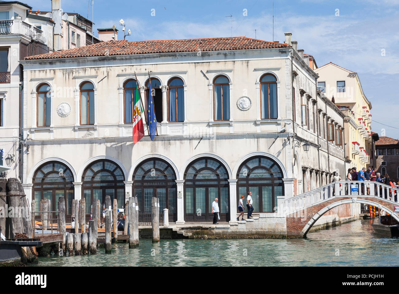 The old 1492 Fontegheto de la Farina, or flour warehouse, San Marco, Venice, Veneto, Italy, now the Headquarters of the Harbourmaster and Coastguard Stock Photo