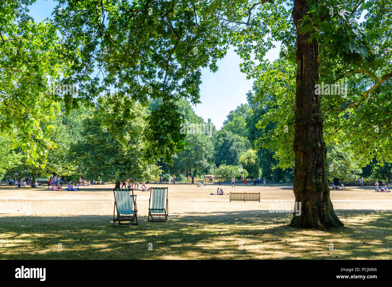 Deck chairs at St James' Park during the heatwave of summer 2018 Stock Photo