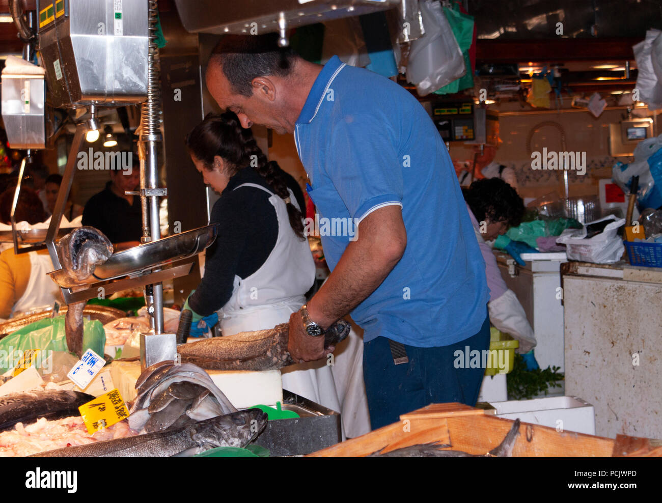 Weighing hall hi-res stock photography and images - Alamy