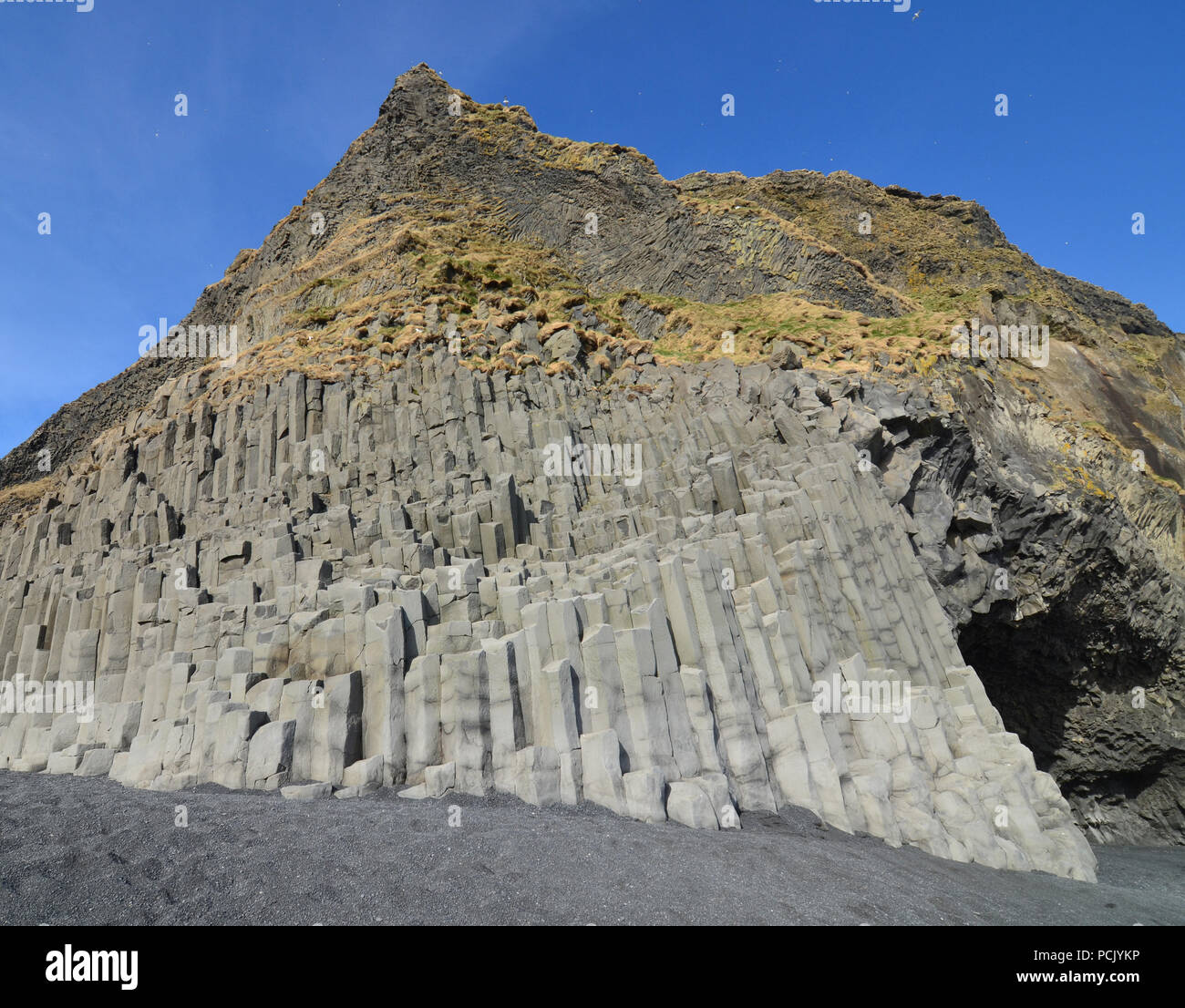 Basalt columns in southern Iceland's black sand beach Stock Photo - Alamy