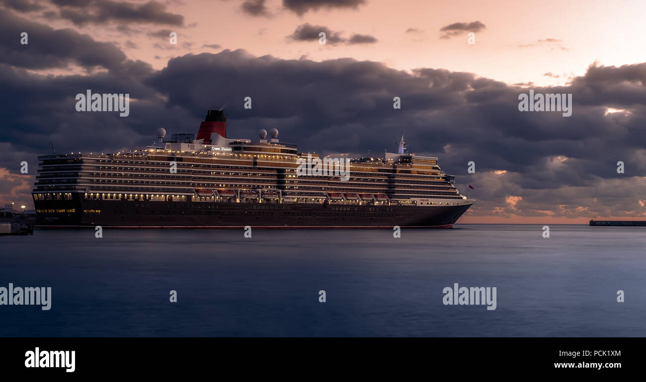 cruise ship at sunset Stock Photo - Alamy