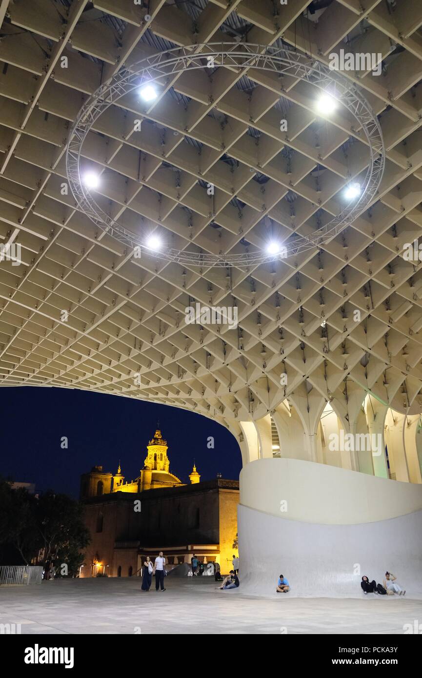 Metropol Parasol (Las Setas) in Seville at night Stock Photo