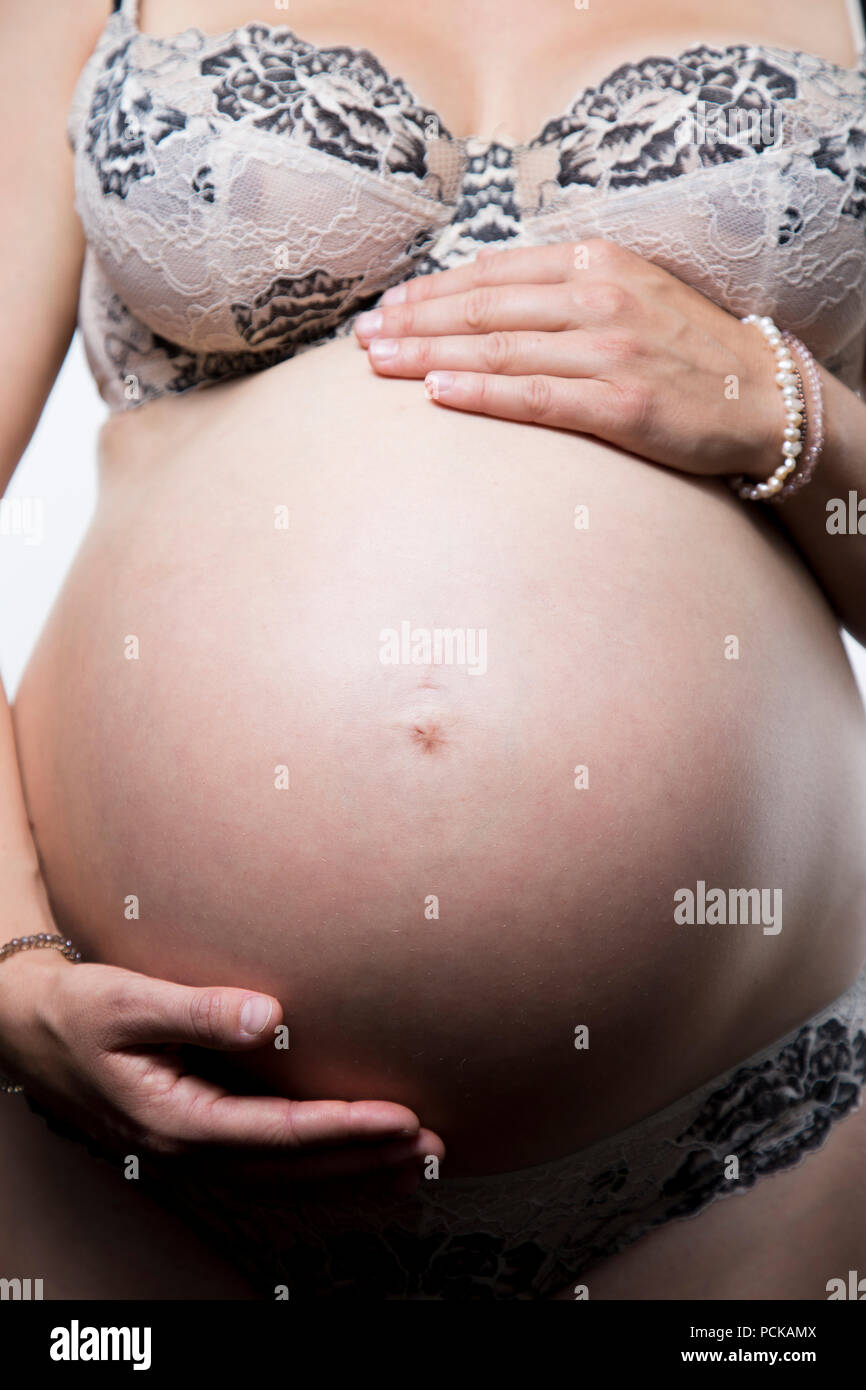 440+ Maternity Sports Bras Stock Photos, Pictures & Royalty-Free Images -  iStock