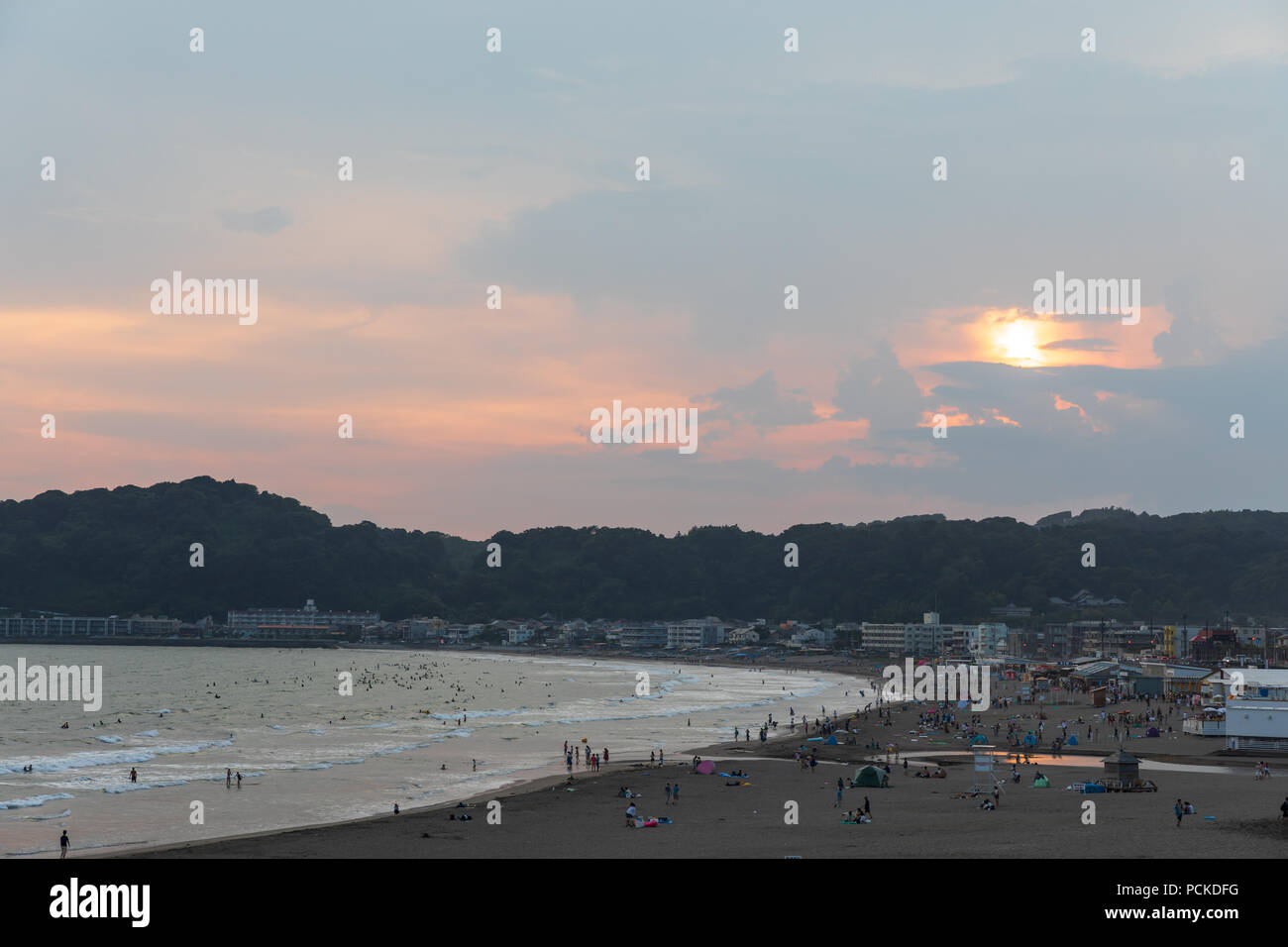 Yuigahama Beach And Kamakura Zaimokuza Beach Early Evening Kamakura Kanagawa Prefecture Japan Stock Photo Alamy