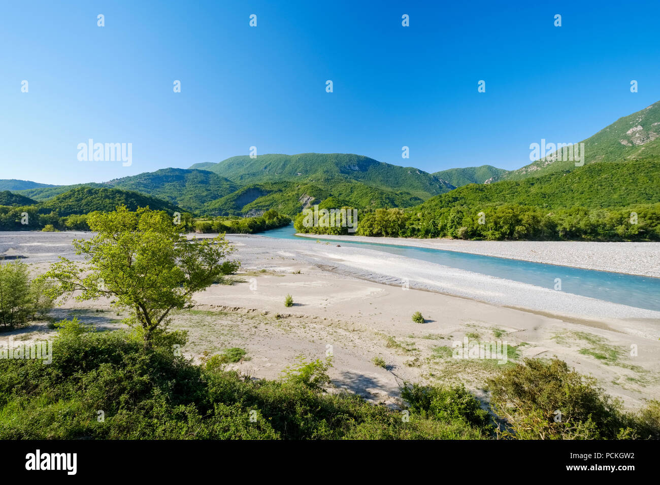 River Vjosa, Estuary of Sarandaporos, borderland to Greece, Qar Gjirokastra, Gjirokastër, Albania Stock Photo