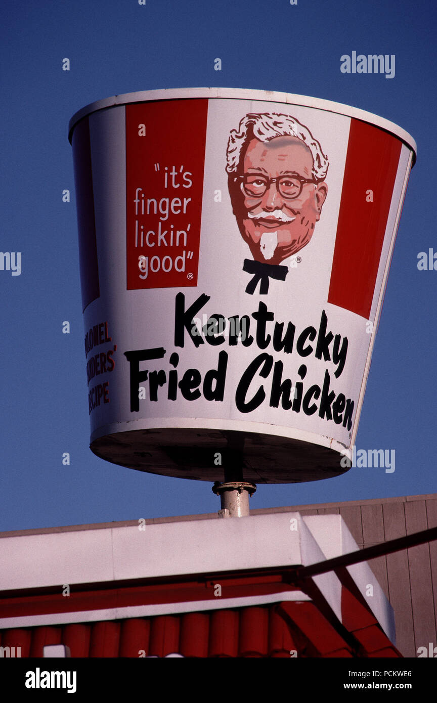 Kentucky Fried Chicken fast food restaurant in San Francisco, California Stock Photo