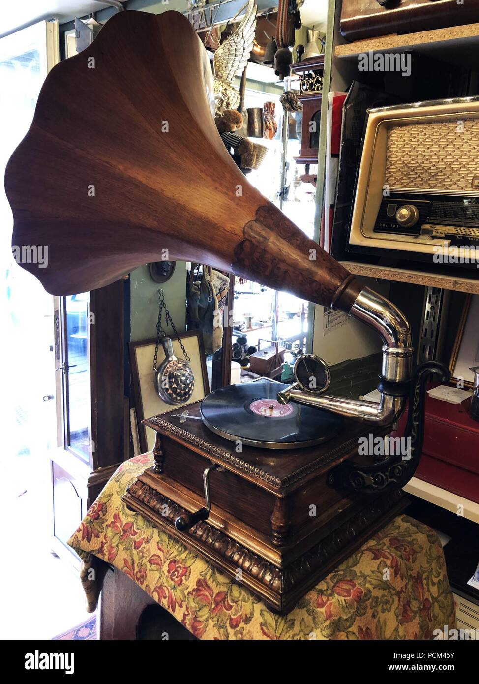 Vintage gramophone in an antique shop in Balat Stock Photo Alamy