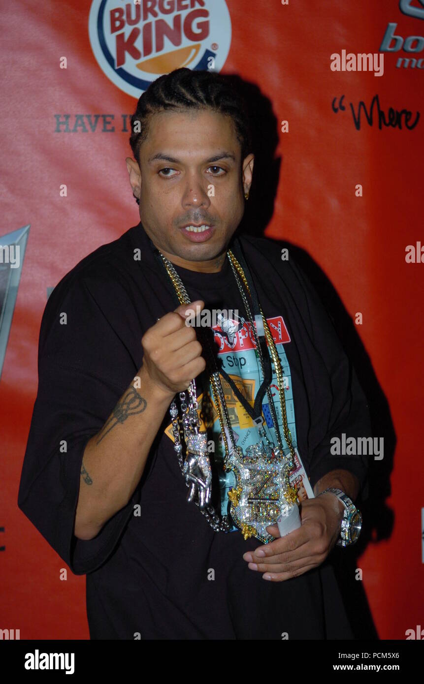 MIAMI OCTOBER 10 Benzino arrives at the 2004 Source HipHop Music