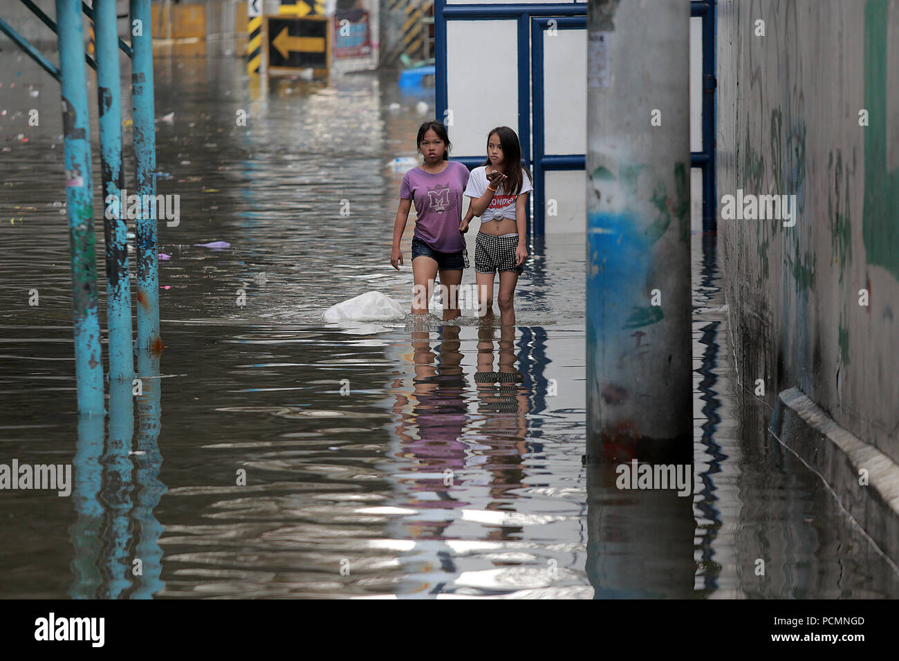 Quezon City, Philippines. 3rd Aug, 2018. A truck is immobilized by the  flood after a heavy monsoon rain in Quezon City, Metro Manila, the  Philippines, Aug. 3, 2018. Several streets and residential areas in Metro  Manila were submerged in floodwaters due to ...