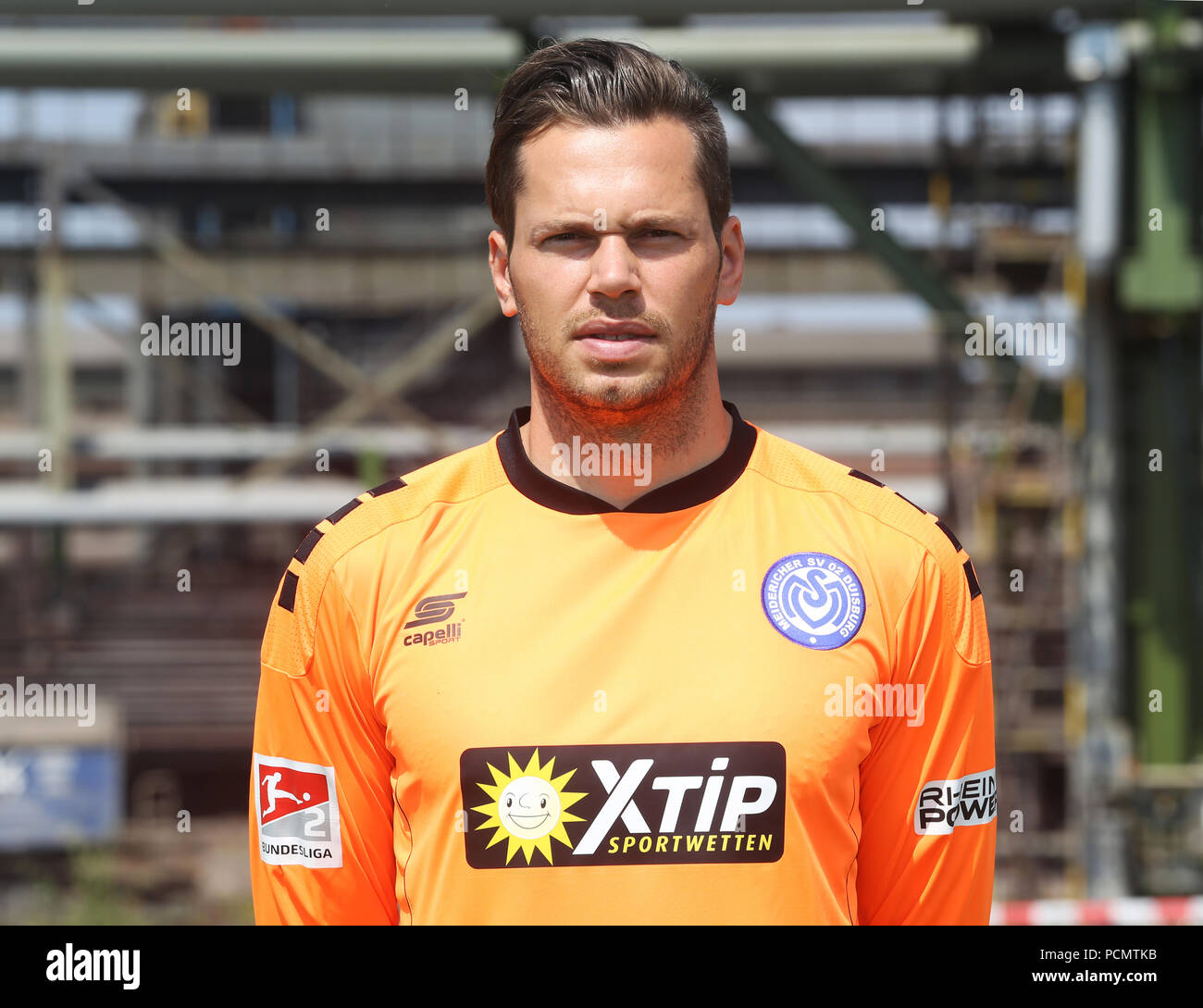 2nd German Bundesliga, official photocall MSV duisburg for season 2018/19 in Duisburg, Germany: goalkeeper Daniel Davari ; Photo: Roland Weihrauch/dpa | usage worldwide Stock Photo
