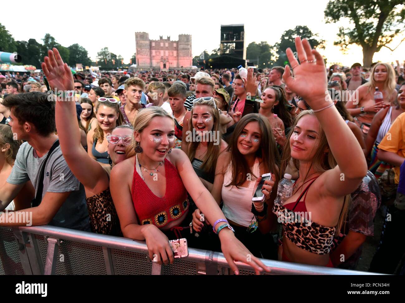 Dorset, UK, 3 Aug 2018. Festival goers at Bestival, Dorset, UK Credit: Finnbarr Webster/Alamy Live News Stock Photo
