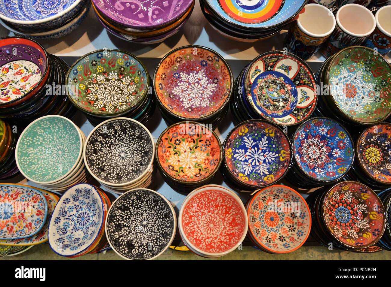 Traditional Turkish ceramic plates and bowls at Grand Bazaar Stock Photo
