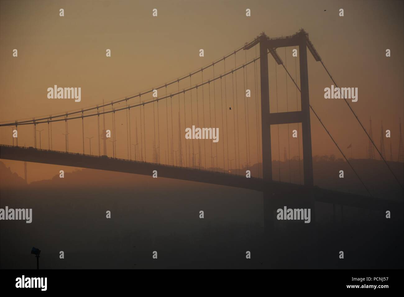Rising sun bridge hi-res stock photography and images - Alamy
