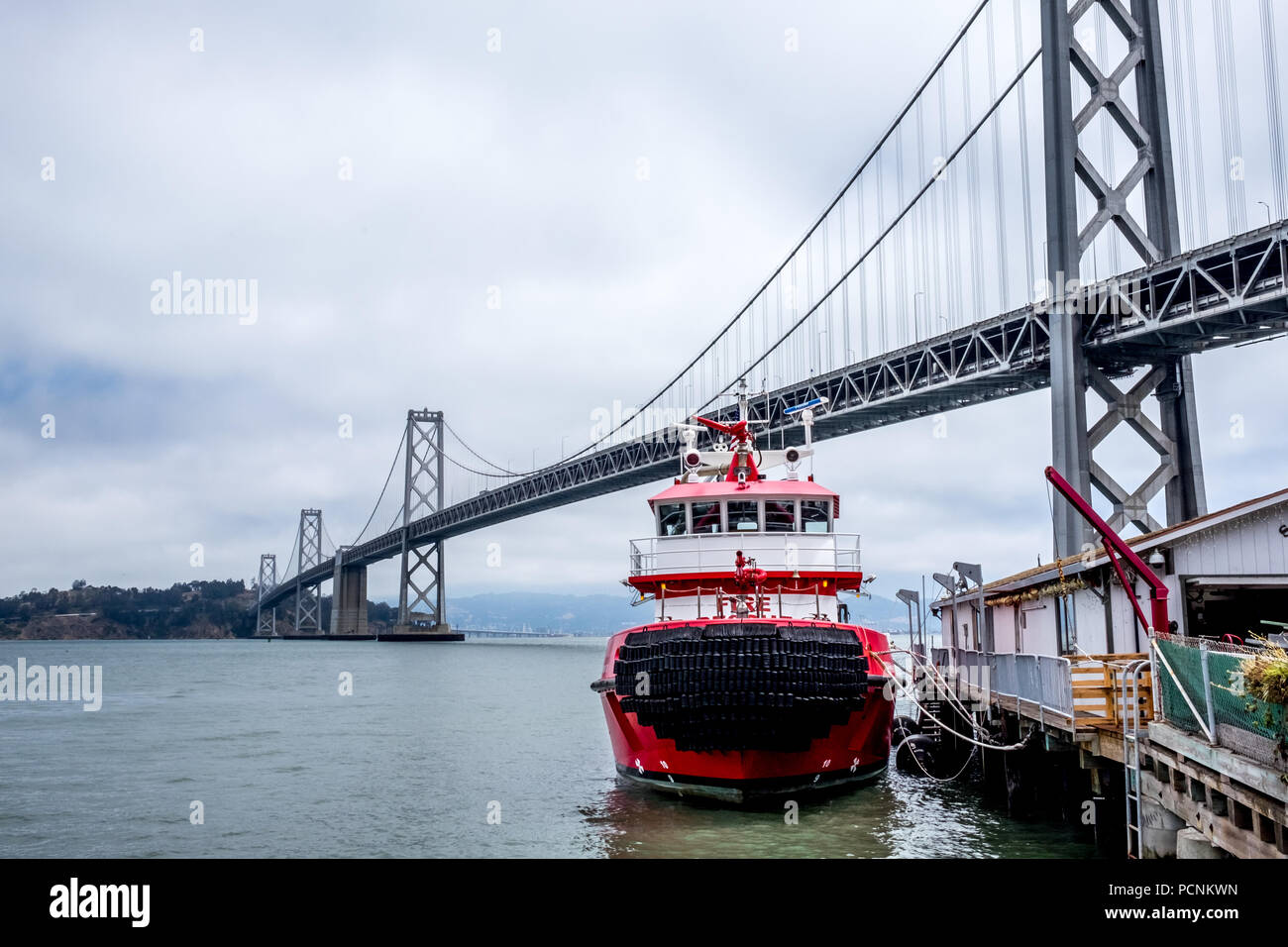 Firefighting ship hi-res stock photography and images - Alamy