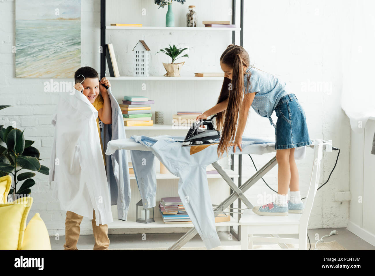 Ironing funny hires stock photography and images Alamy