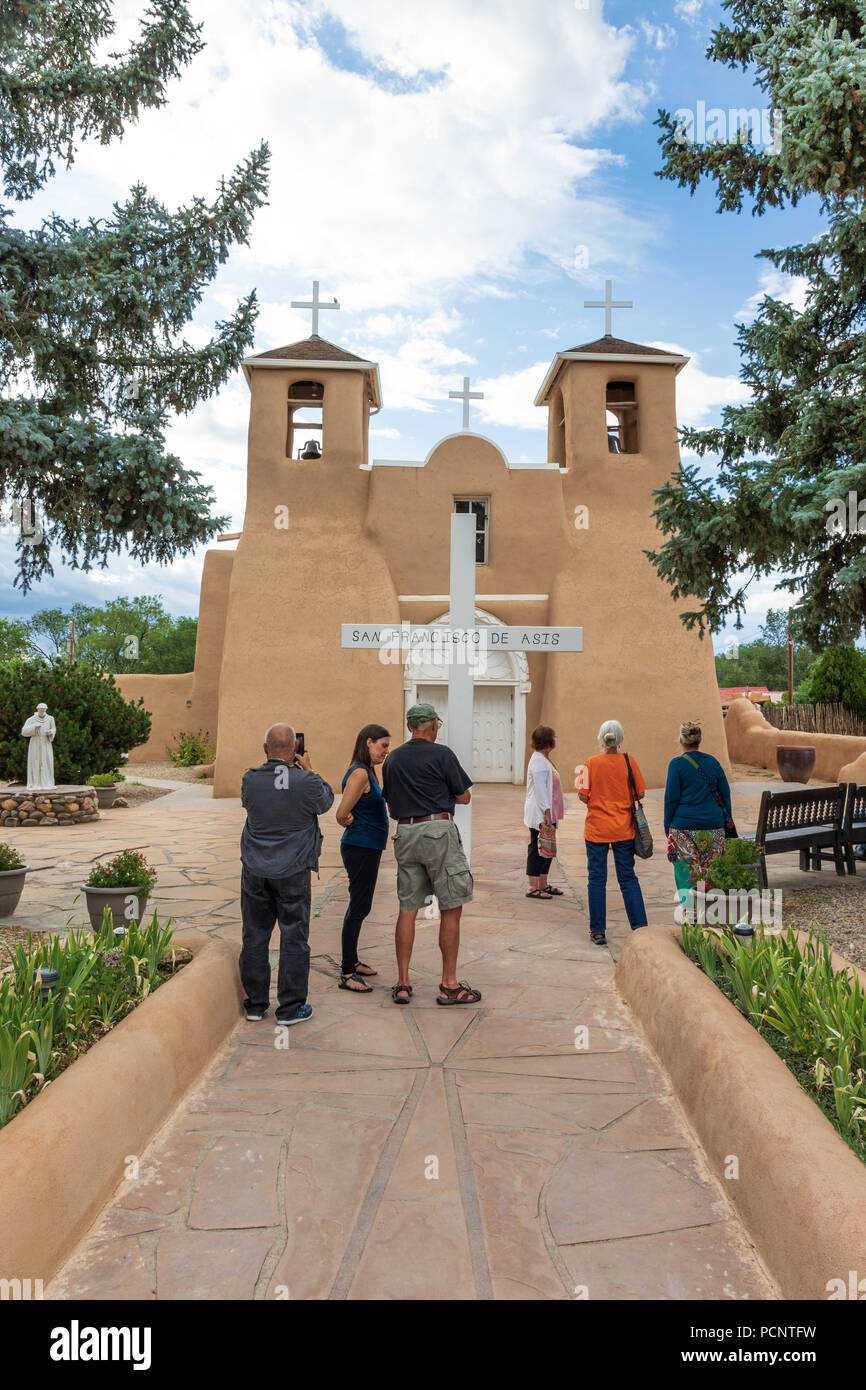 RANCHOS DE TAOS, NM, USA12 JULY 18 The San Francisco de Asis Mission