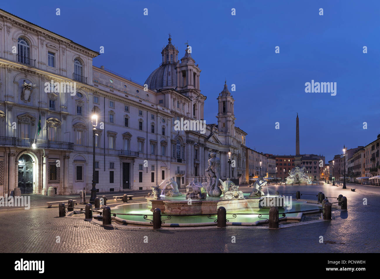 View from the Fontana del Moro fountain to the Fontana dei Quattro Fiumi (Four Rivers Fountain),Piazza Navona,Rome,Lazio,Italy Stock Photo