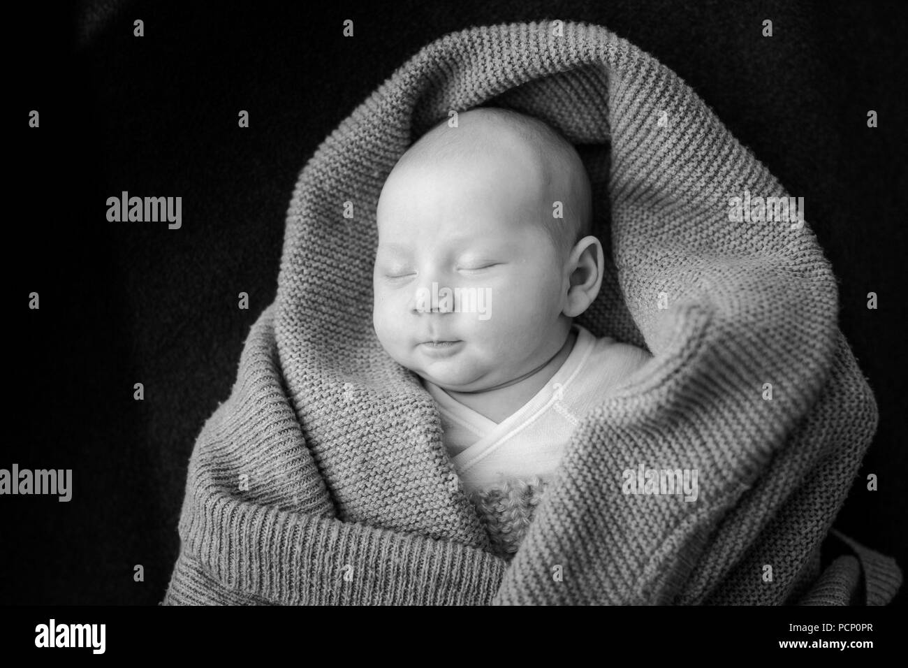 6 month old baby asleep hires stock photography and images Alamy