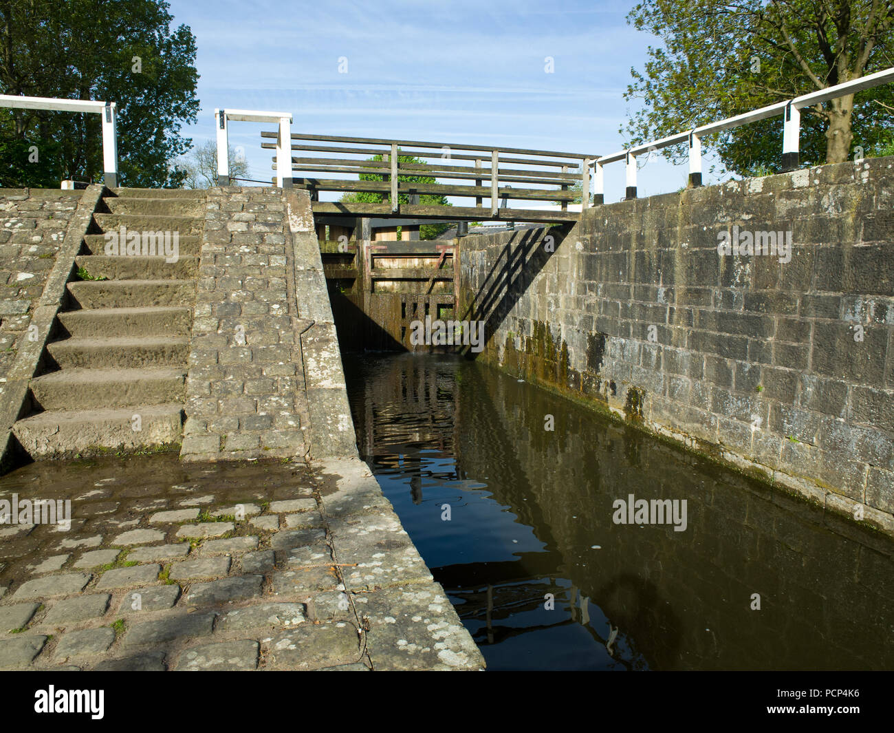 Canal Lock Leeds Liverpool Canal Gargrave Near Skipton North Yorkshire ...