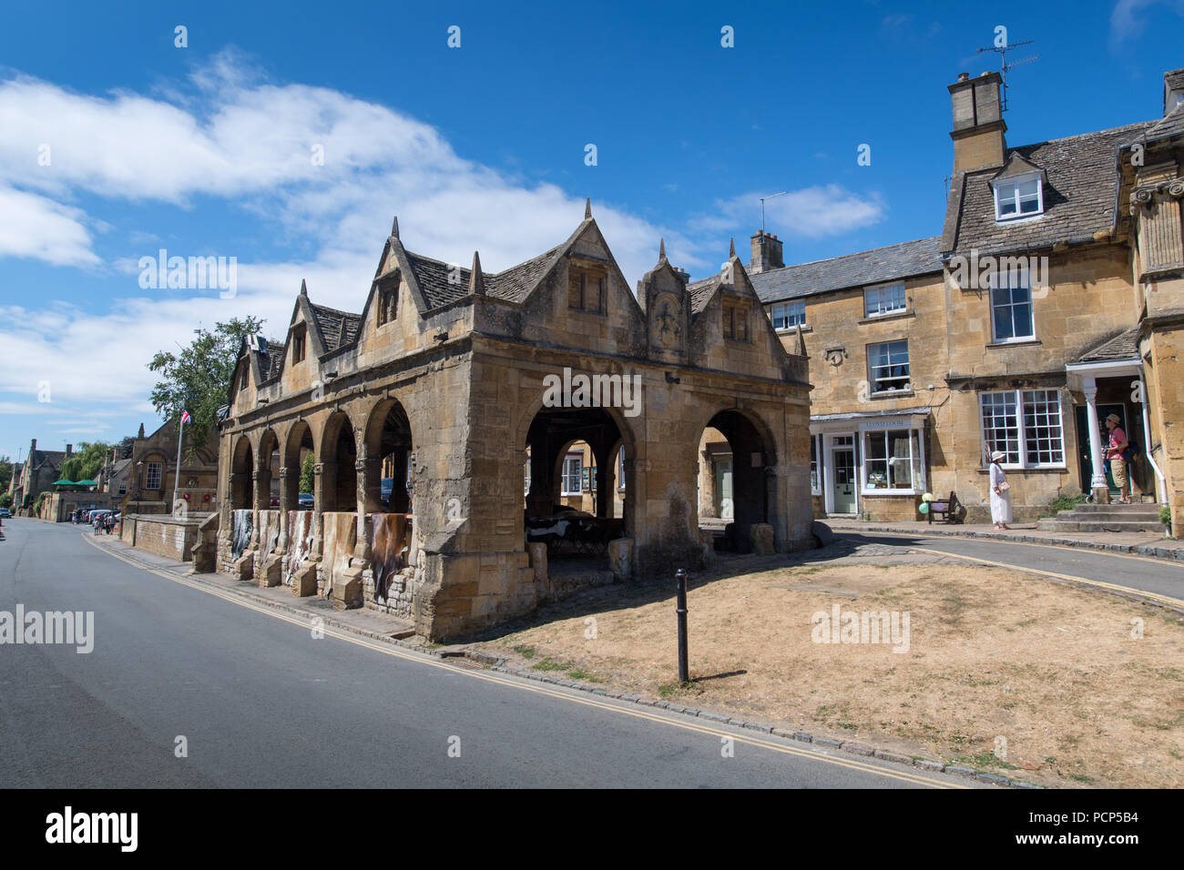 Chipping Campden High street during summer. Gloucestershire, UK. Stock Photo