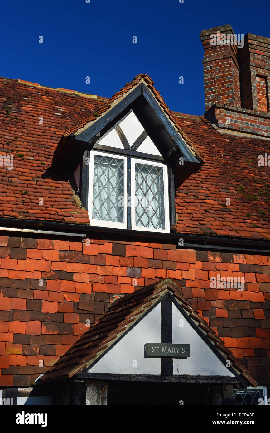 Dormer cottage hi-res stock photography and images - Alamy