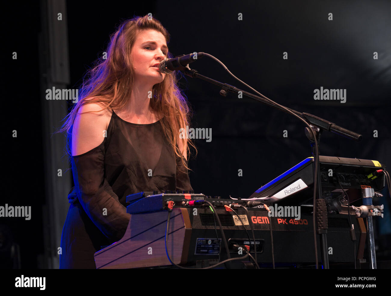 Jennie Abrahamson performing at the WOMAD Festival, Charlton Park near Malmesbury, England, UK. July 27, 2018 Stock Photo
