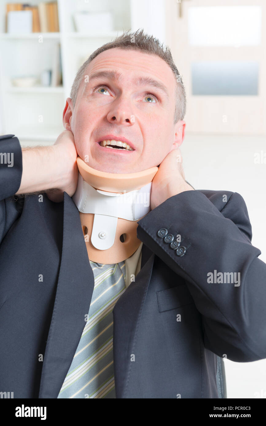 Neck support hires stock photography and images Alamy