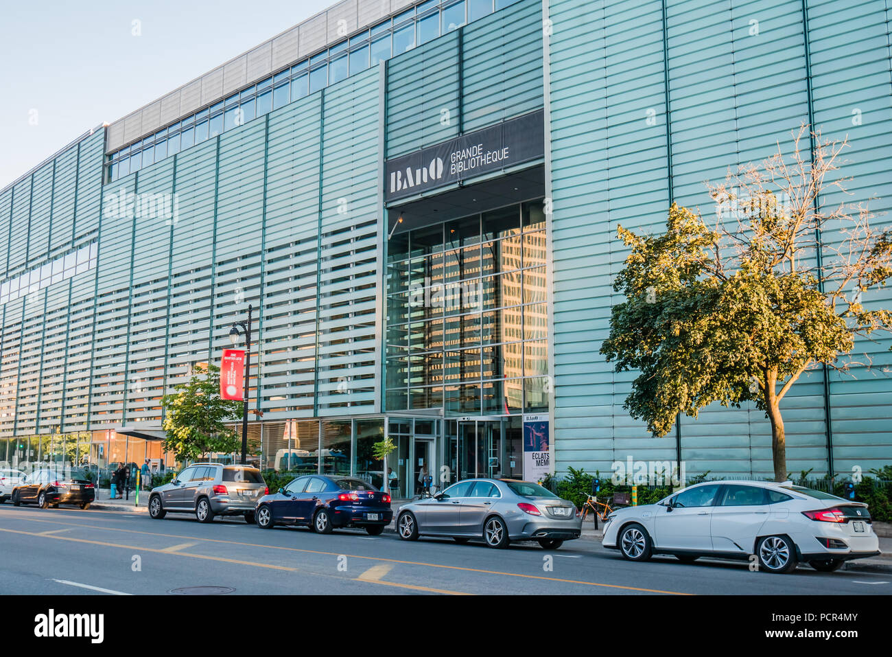 montreal central library Stock Photo Alamy