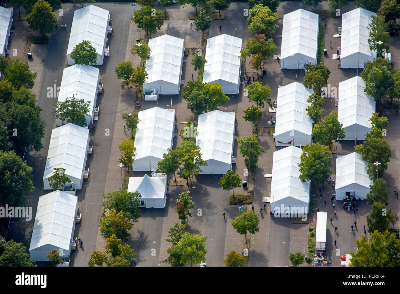 Police tent hires stock photography and images Alamy