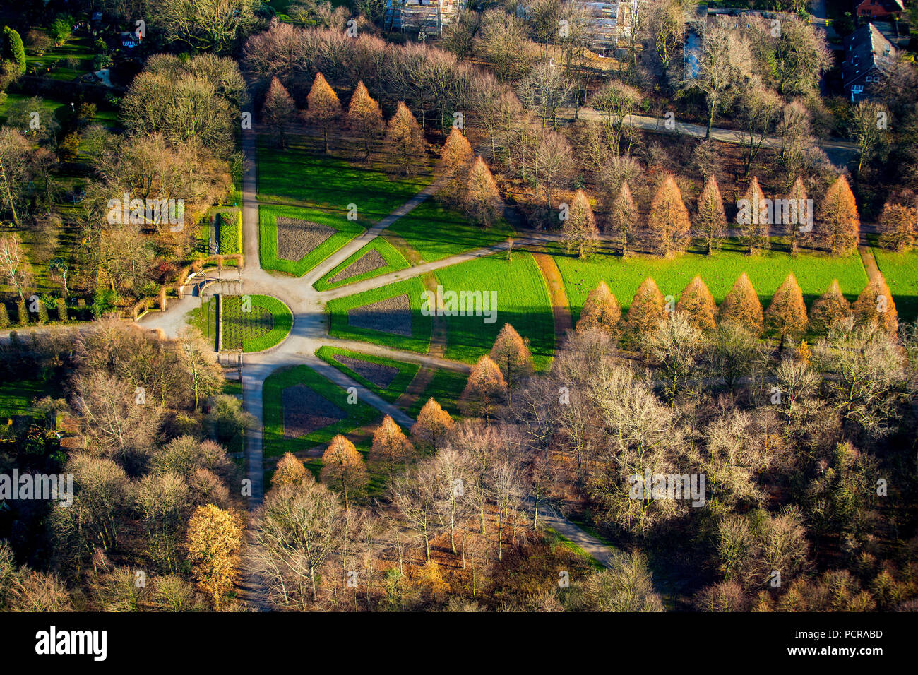 Berger park schloss berge hi-res stock photography and images - Alamy