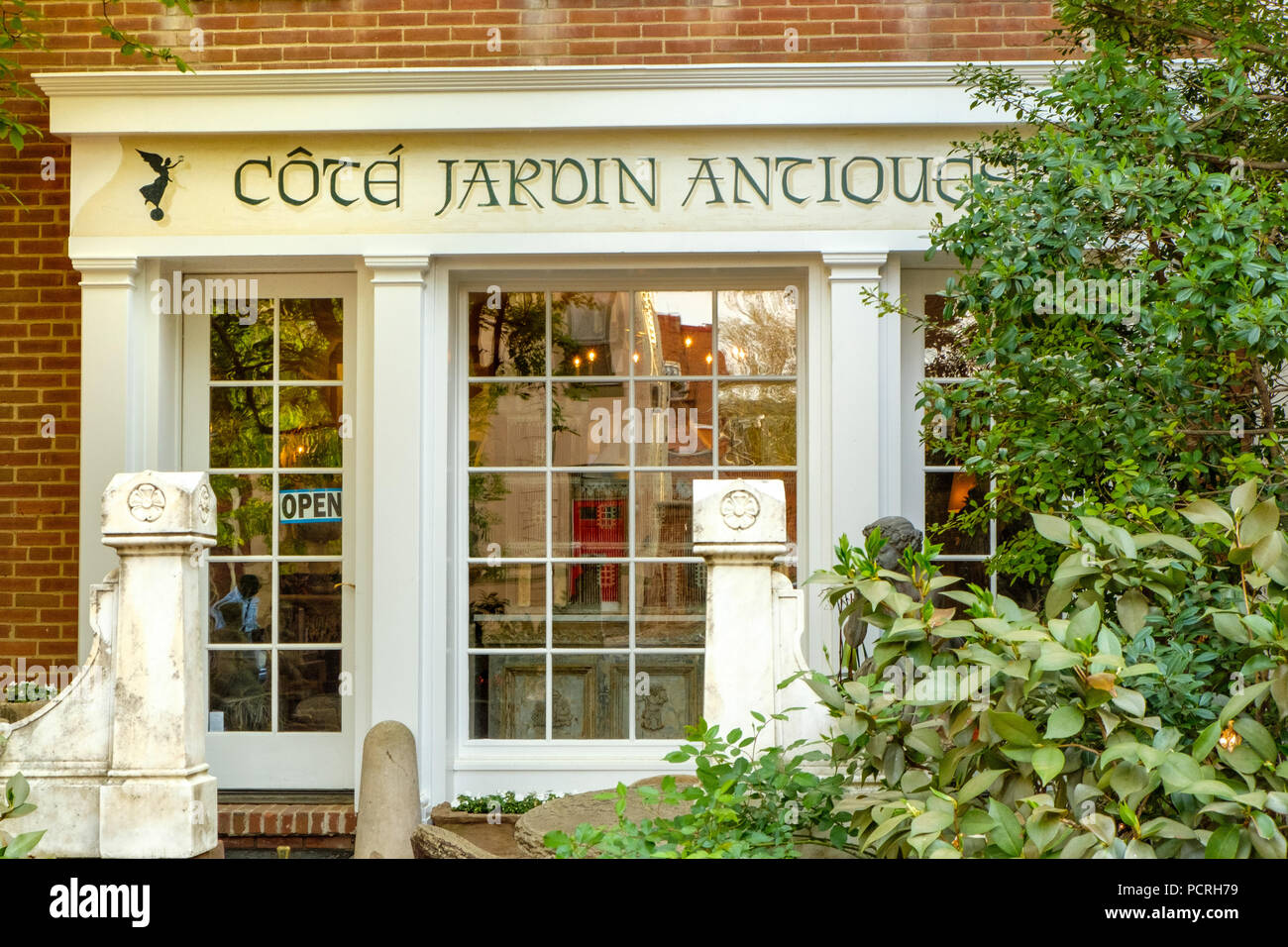 Cote Jardin Antiques, 3218 O Street NW, Washington DC Stock