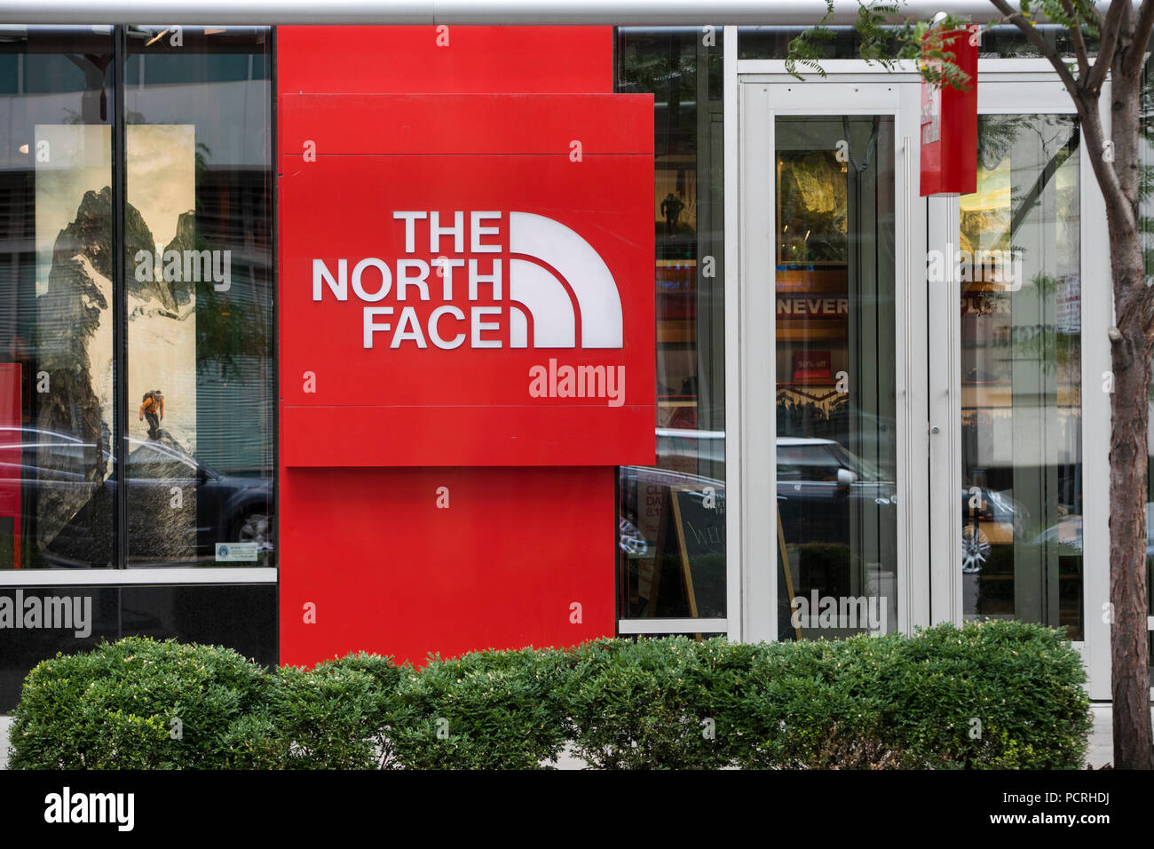 A logo sign outside of a The North Face retail store location in Denver,  Colorado, on July 23, 2018 Stock Photo - Alamy