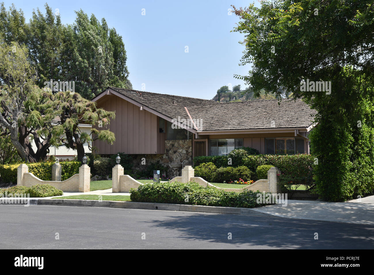 The house used for the television series, The Brady Bunch. Taken July ...