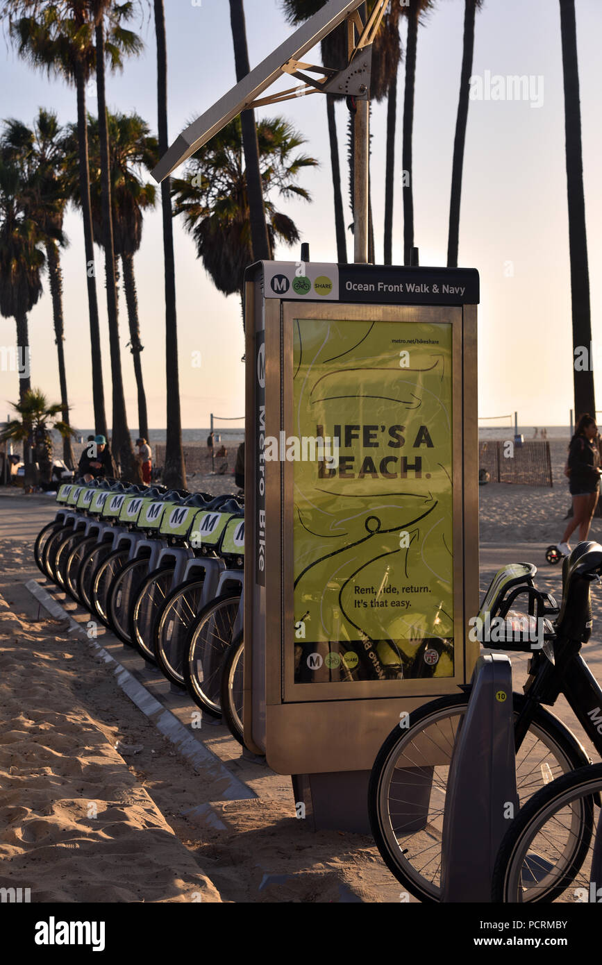 Artsy bike hires stock photography and images Alamy