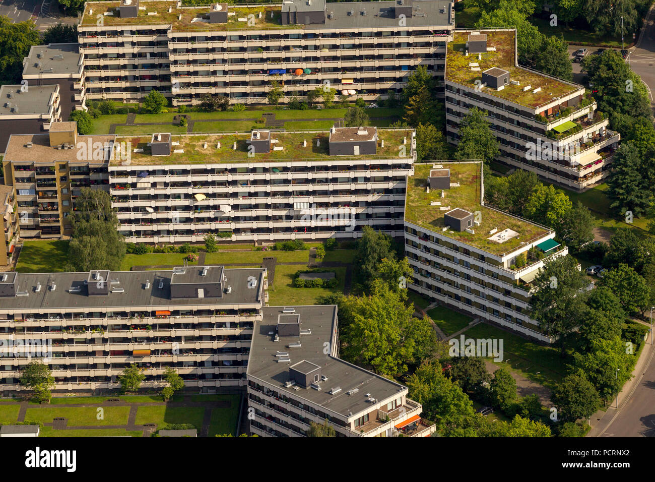 Aerial view, apartment blocks Strippchens Hof, Mülheim an der Ruhr, Ruhr  area, North Rhine-Westphalia, Germany, Europe Stock Photo - Alamy