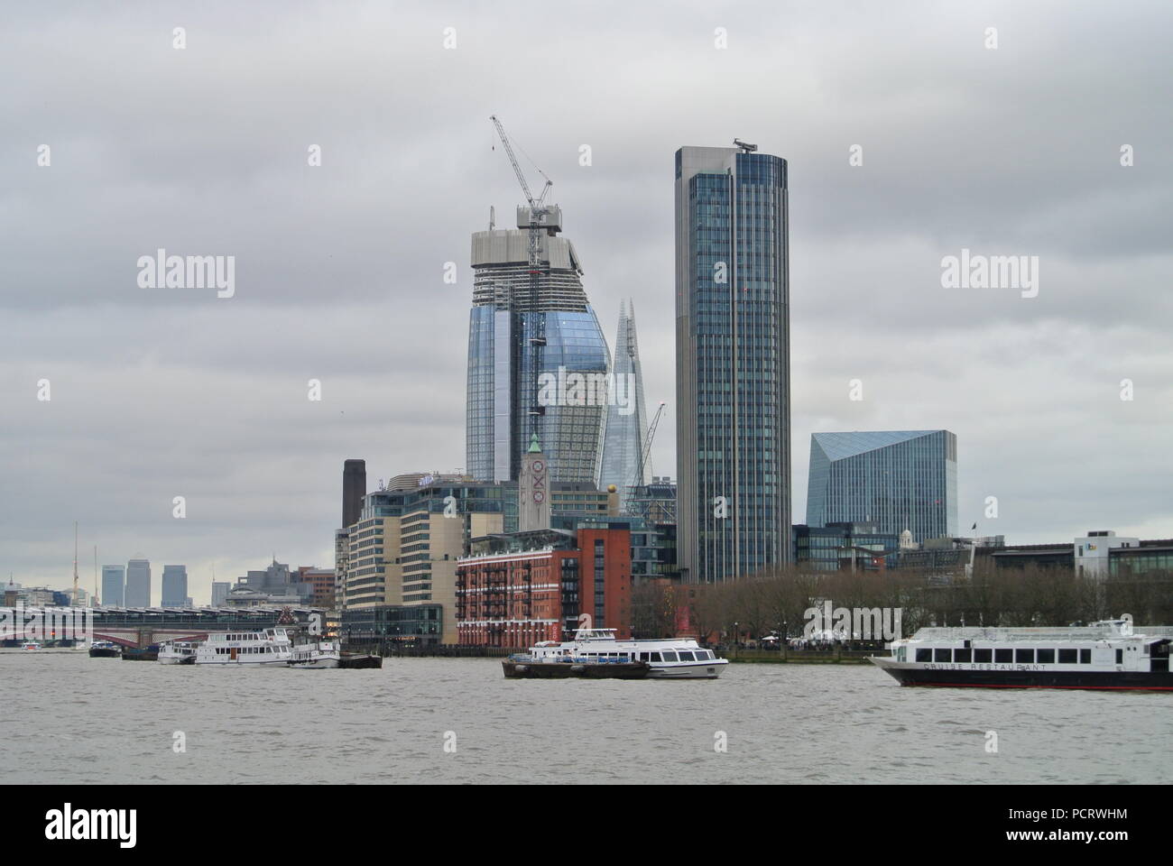 One Blackfriars Tower under construction, Southwark, London, England ...