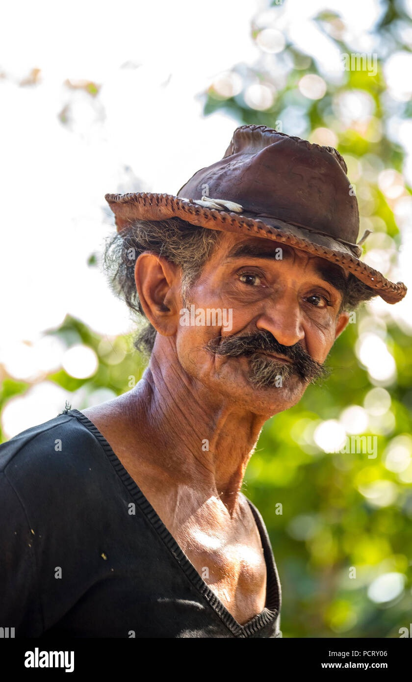 Sugarcane farmer in the Valle de los Ingenios, portrait with hat, Trinidad, Cuba, Sancti Spíritus, Cuba Stock Photo