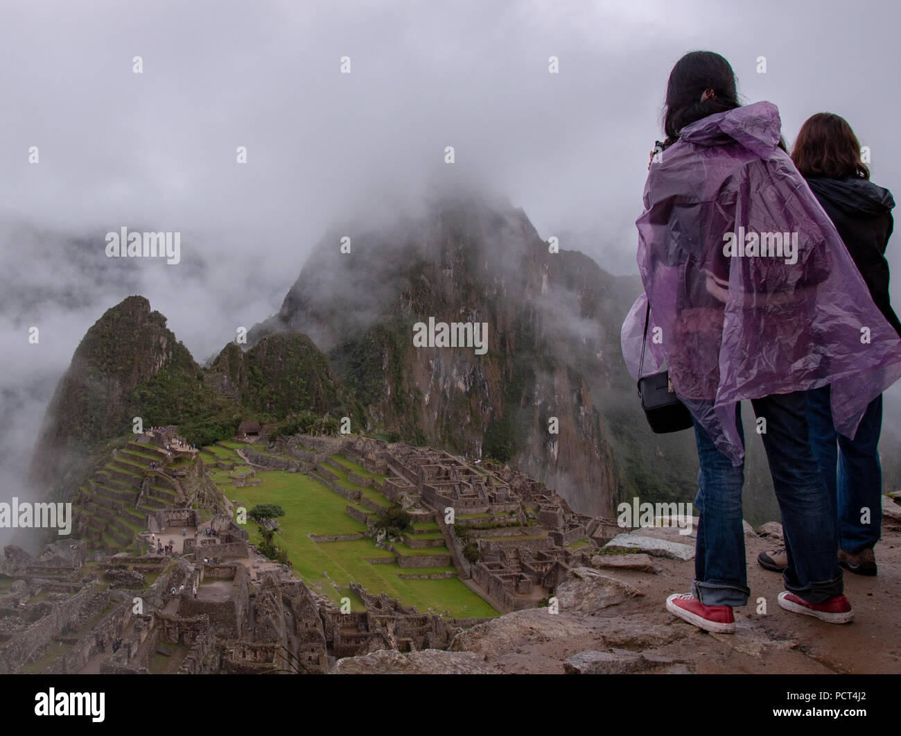 Macchu picchu ruins andes hi-res stock photography and images - Alamy