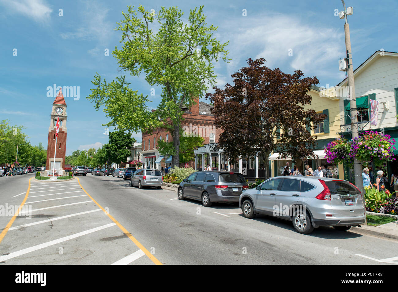 Niagara-on-the-Lake, Ontario, Canada. Queen Street looking northwest at ...